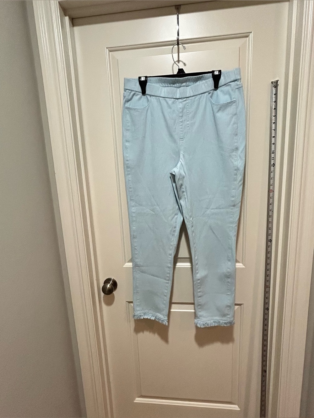 Isaac Mizrahi Live women’s size 12T Light Blue Denim Pants raw edge. LIKE NEW